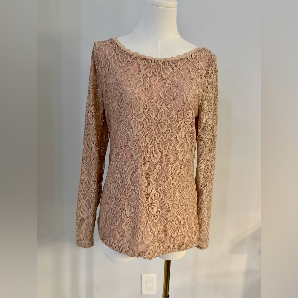 White House Black Market Pink Lace Lined Top - Picture 2 of 7